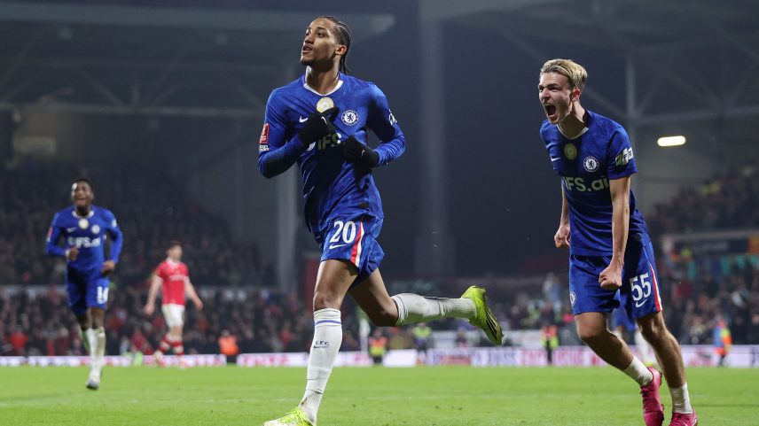 João Pedro, brasileiro, lidera contribuições diretas para gols na Europa