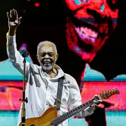 Gilberto Gil encerra turnê de despedida Tempo Rei em São Paulo