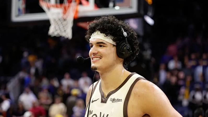 Gui Santos faz 31 pontos e quebra tabu de 12 anos na NBA