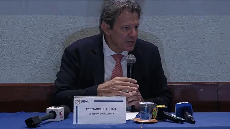 Haddad em evento na FEA — Foto: Reprodução/Youtube