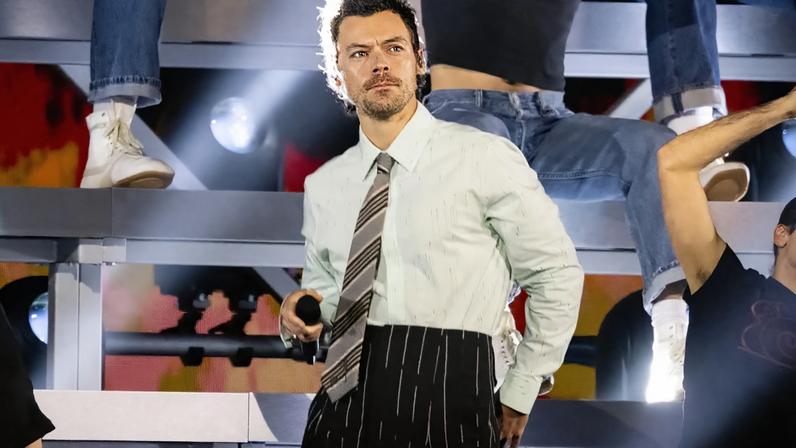 Harry Styles em clube: destaques incluem toque disco e baladas