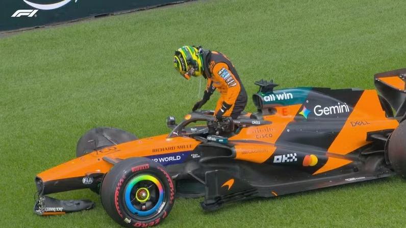 Piastri bate McLaren e abandona o GP da Austrália antes da largada