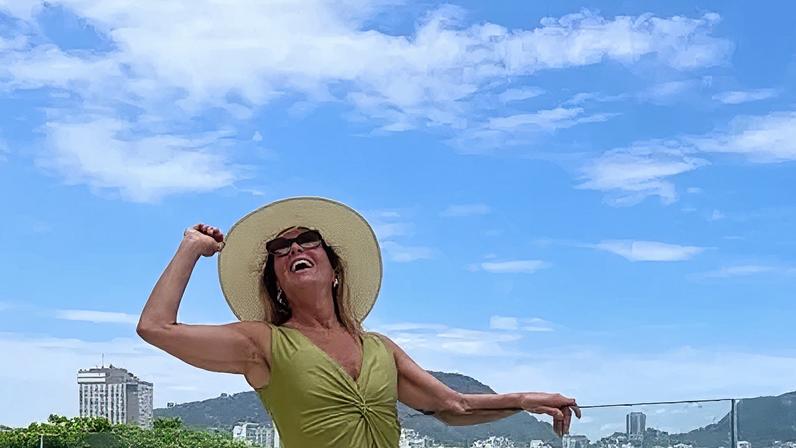 Helô Pinheiro vai abrir desfile no Rio Fashion Week