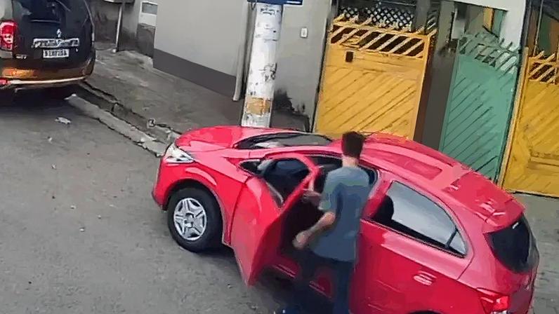Homem rouba carro com bebê de 2 meses dentro, em SP