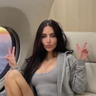 Jatinho "Kim Air" de Kim Kardashian avaliado em R$ 500 milhões