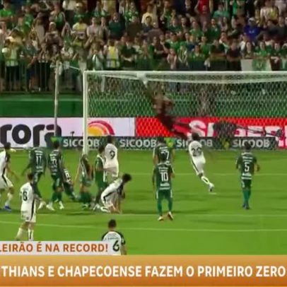 Corinthians empata com Chapecoense após bola na trave no Brasileirão