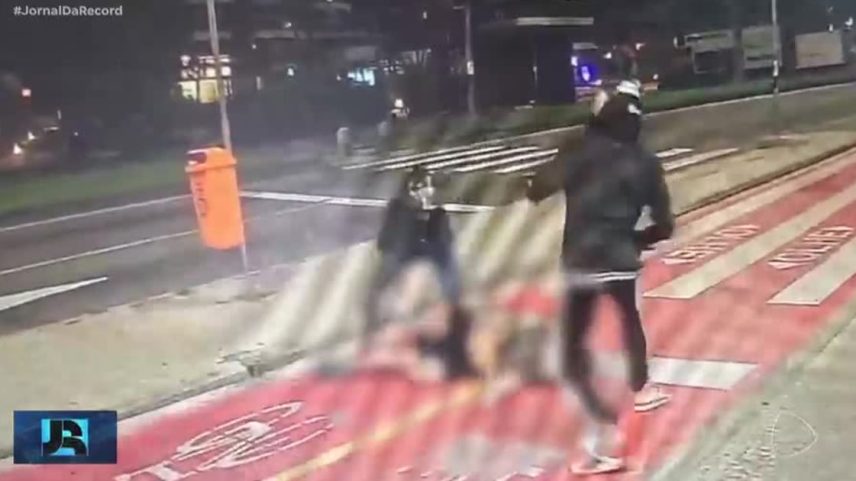 RJ: turista argentino é assaltado e agredido na orla da Praia da Barra da Tijuca
