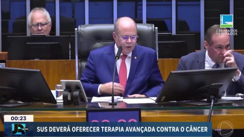 Câmara aprova projeto que obriga o SUS a fornecer terapias avançadas contra o câncer