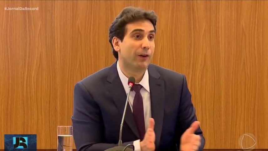 Galípolo diz que elevação da Selic beneficiou o Brasil para lidar com a alta de preço do petróleo