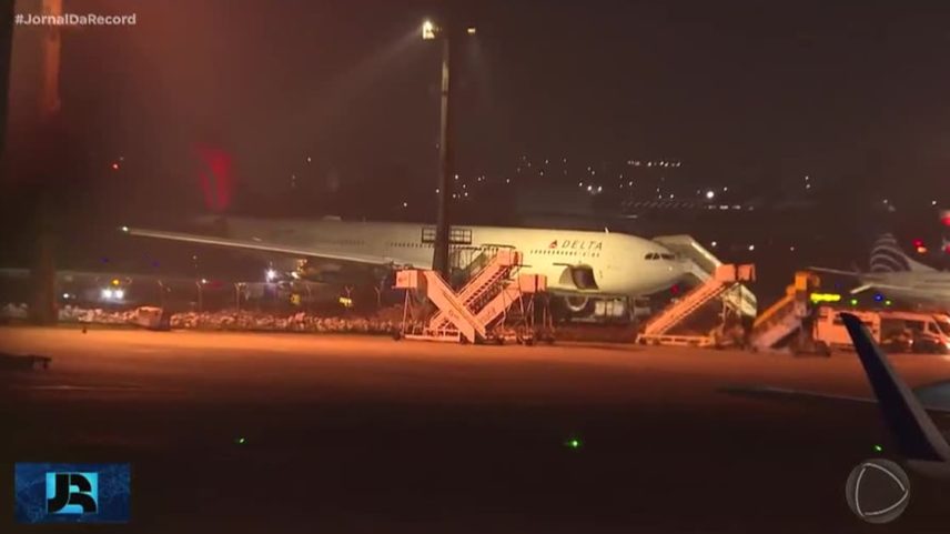 FAB investiga explosão do motor esquerdo de aeronave que decolou de Guarulhos