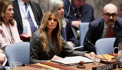 Melania Trump preside sessão do Conselho de Segurança sobre educação de menores