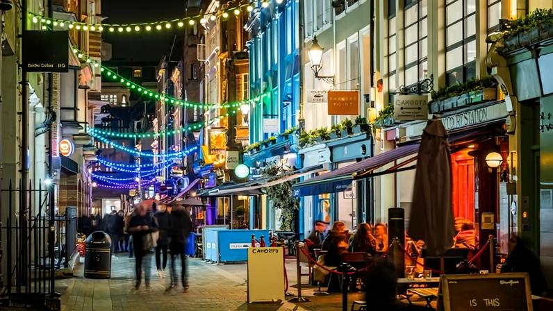 A UK Government-backed scheme will soon launch in hundreds of hospitality venues. Trial data suggests meaningful reductions in overnight energy consumption, which could help improve margins for pubs, restaurants and hotels.