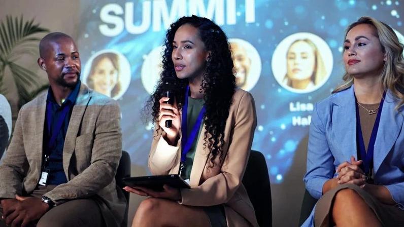 Startups de educação concorrem a investimentos que passam de 100 mil dólares Startups