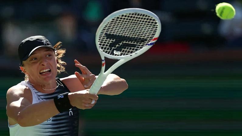Swiatek comenta estreia tensa sob condições difíceis