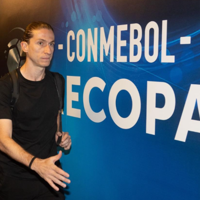 Filipe Luís é demitido do Flamengo após 64 dias