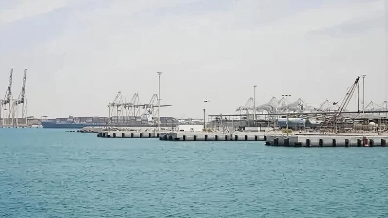 Porto de Jeddah, na Arábia Saudita.