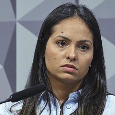 Secretária rebate relator na CPMI após alerta - vai falar sua verdade