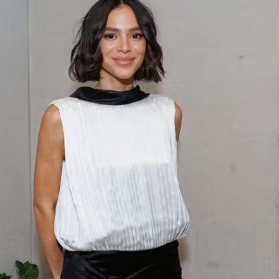 Bruna Marquezine usa look de R$ 150 mil em coletiva de Velhos Bandidos no Rio