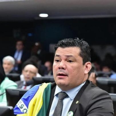 Moraes vota para tornar Gilvan da Federal réu por ataques ao comandante do Exército