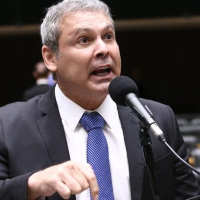 Governistas criticam recuo de Moraes sobre prisão domiciliar de Bolsonaro