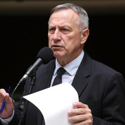 Câmara aprova PL Luciano Hang que autoriza exibir rosto de furtadores
