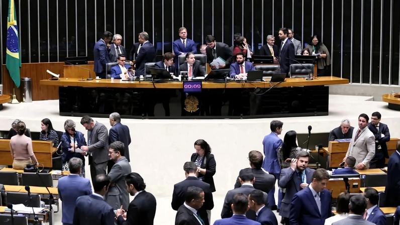 Câmara aprova em 1º turno a PEC da Segurança Pública