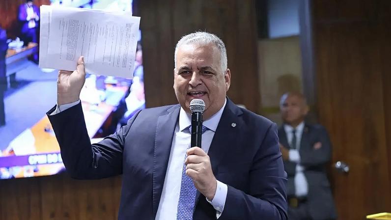 Alfredo Gaspar (União-PE) cobra quebra de sigilo de Vorcaro e insiste em depoimento à CPMI (Foto: Kayo Magalhães/Câmara dos Deputados)