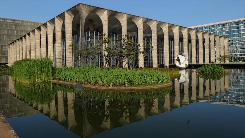 Após provas do concurso Diplomata, gabaritos são divulgados pela banca