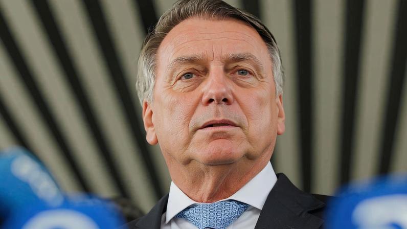 Bolsonaro diz desconhecer vídeo de Eduardo em resposta a Moraes