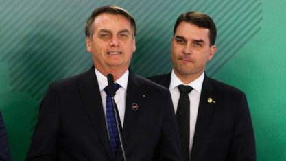 Jair Bolsonaro e Flávio Bolsonaro