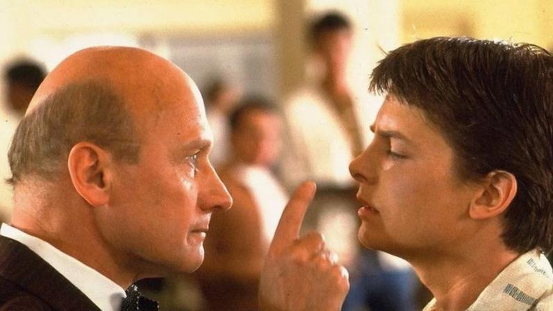 James Tolkan, ator de De Volta para o Futuro, morre aos 94 anos