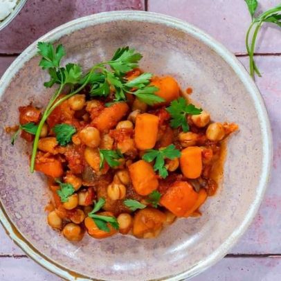 Jantar leve com 3 receitas de proteínas vegetais para o dia a dia