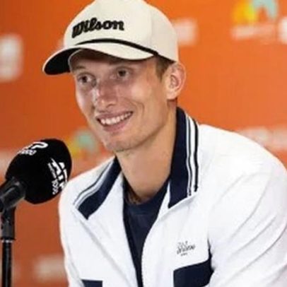 Quem é Jiri Lehecka, azarão que encara Sinner na final do Miami Open