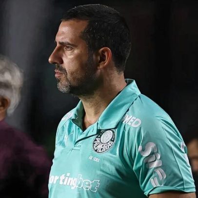 Auxiliar de Abel admite má atuação e critica São Januário