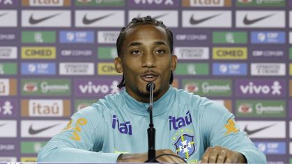 João Pedro deu coletiva nesta terça-feira (2) na Granja Comary, casa da Seleção Brasileira