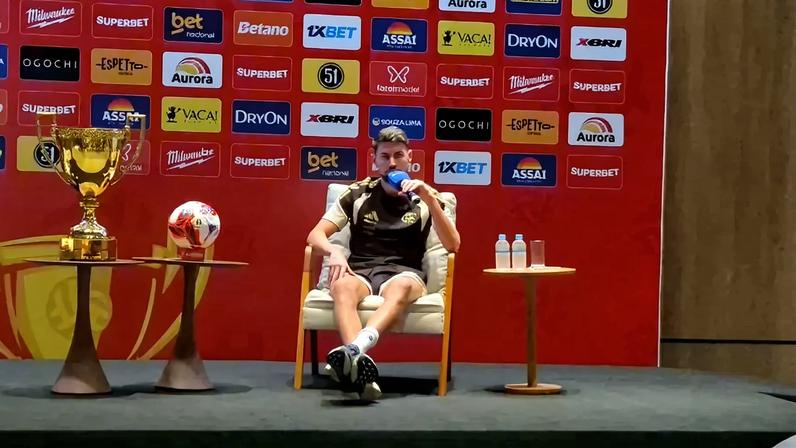 Jorginho, do Flamengo, em evento da final do Campeonato Carioca (Foto: Lance!)