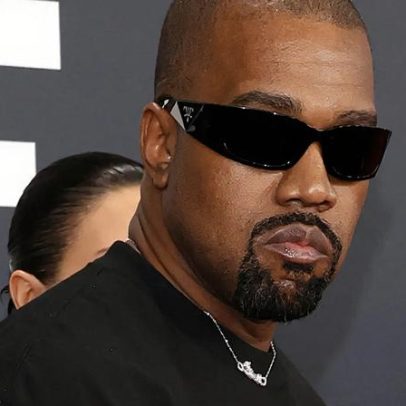 La Roux apoia modelo que acusa Kanye West de asfixiá-la em vídeo musical