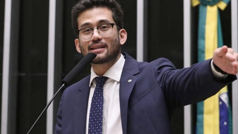 Kataguiri diz não ser contra o Gás do Povo e que sua ação visa a "anular a execução de um gasto público ilegal e lesivo ao erário"