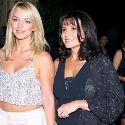 Britney Spears tem conversa positiva com a mãe e os filhos após prisão por DUI