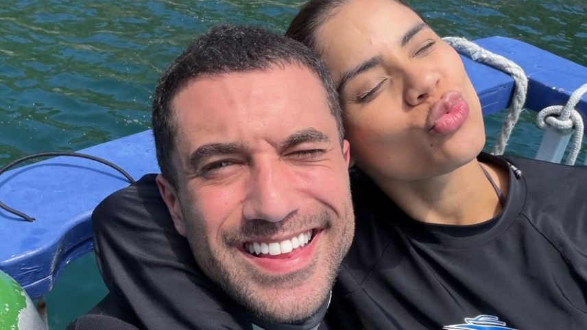 Ricardo Vianna faz declaração a Lexa durante dia de mergulho no mar