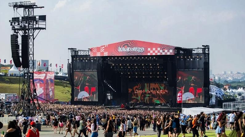 Vista geral do segundo dia do Lollapalooza Brasil 2025