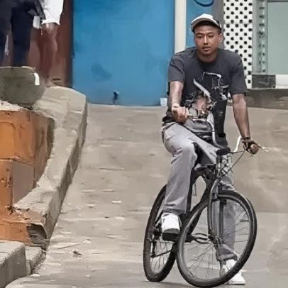 Lingard grava vídeo de apresentação como reforço do Corinthians em Heliópolis