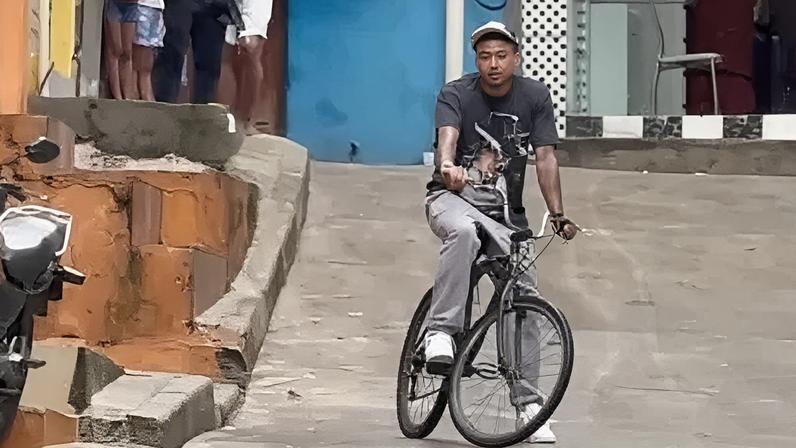 Lingard grava vídeo de apresentação como reforço do Corinthians em Heliópolis