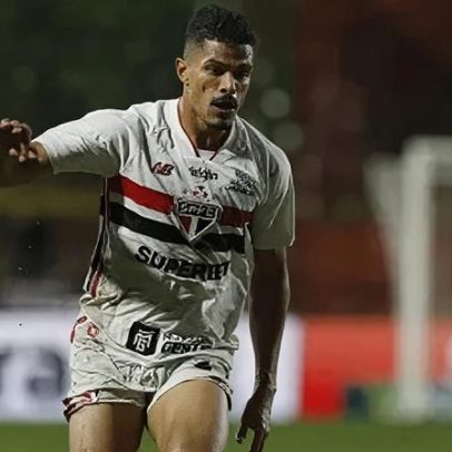 Destaque do São Paulo adota cautela com liderança do Brasileirão