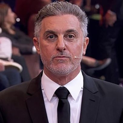 Luciano Huck se confunde e cita série da Netflix no Melhores do Ano