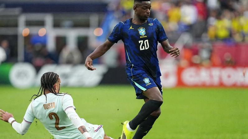 Destaque ao entrar no segundo tempo diante da França, Luiz Henrique será titular nesta noite (foto: Michael Owens/Getty Images)