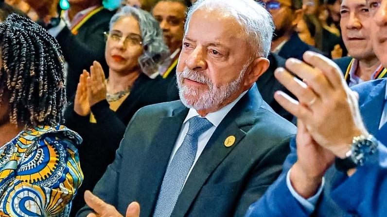 Em discursos recentes, o presidente tem abordado fake news como um risco para as eleições de 2026