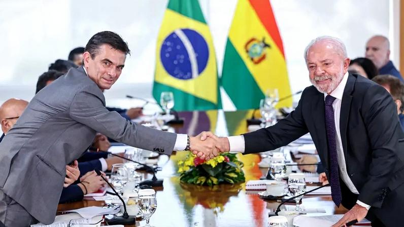 Petista e Rodrigo Paz ainda citaram cooperação energética e de minerais entre os dois países. (Foto: Marcelo Camargo/Agência Brasil)