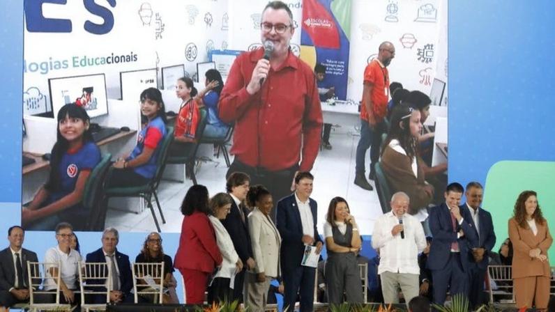 Presidente afirma que educação precisa ser uma ferramenta para mostrar aos meninos que eles não são “donos” das mulheres