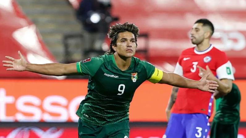Marcelo Moreno comemora um gol pela seleção da Bolívia — Foto: Divulgação/Conmebol